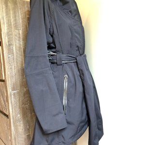 Lululemon Black Rain Jacket Size 6